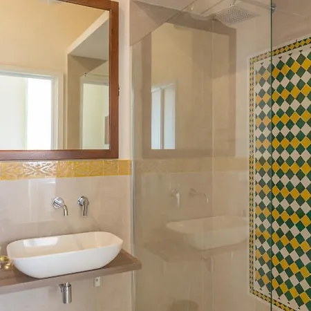 Apartment Romantica With Balcony Near San Giovanni Rome